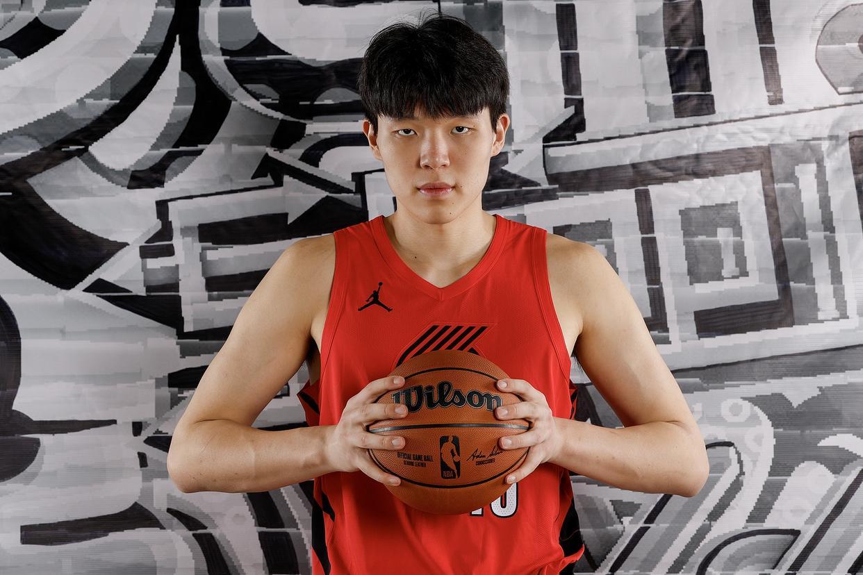 NBA新秀杨瀚森训练营实录：坦言适应挑战，展现成长潜力
