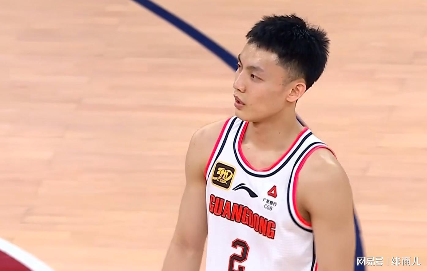 残阵广东男篮力克强敌！无胡明轩徐杰仍胜澳门黑熊