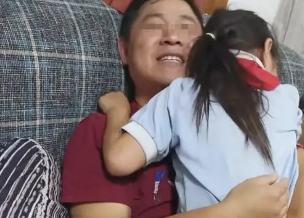 广东家庭悲剧：父亲过度溺爱18岁女儿，成人礼背后的惊人真相