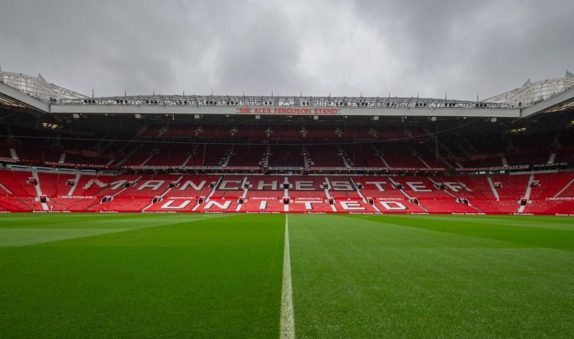 曼联全队周末悼念希顿公园犹太教堂袭击事件遇难者