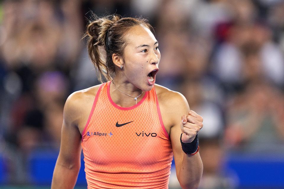 郑钦文因伤退出武网！去年亚军遗憾缺席，明年再战引期待