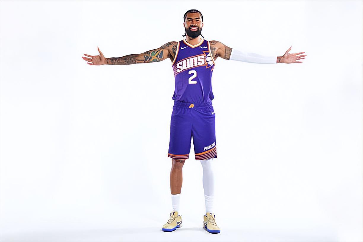 太阳内线新策略：挡拆防守必须坚决上提，教练强调零犹豫