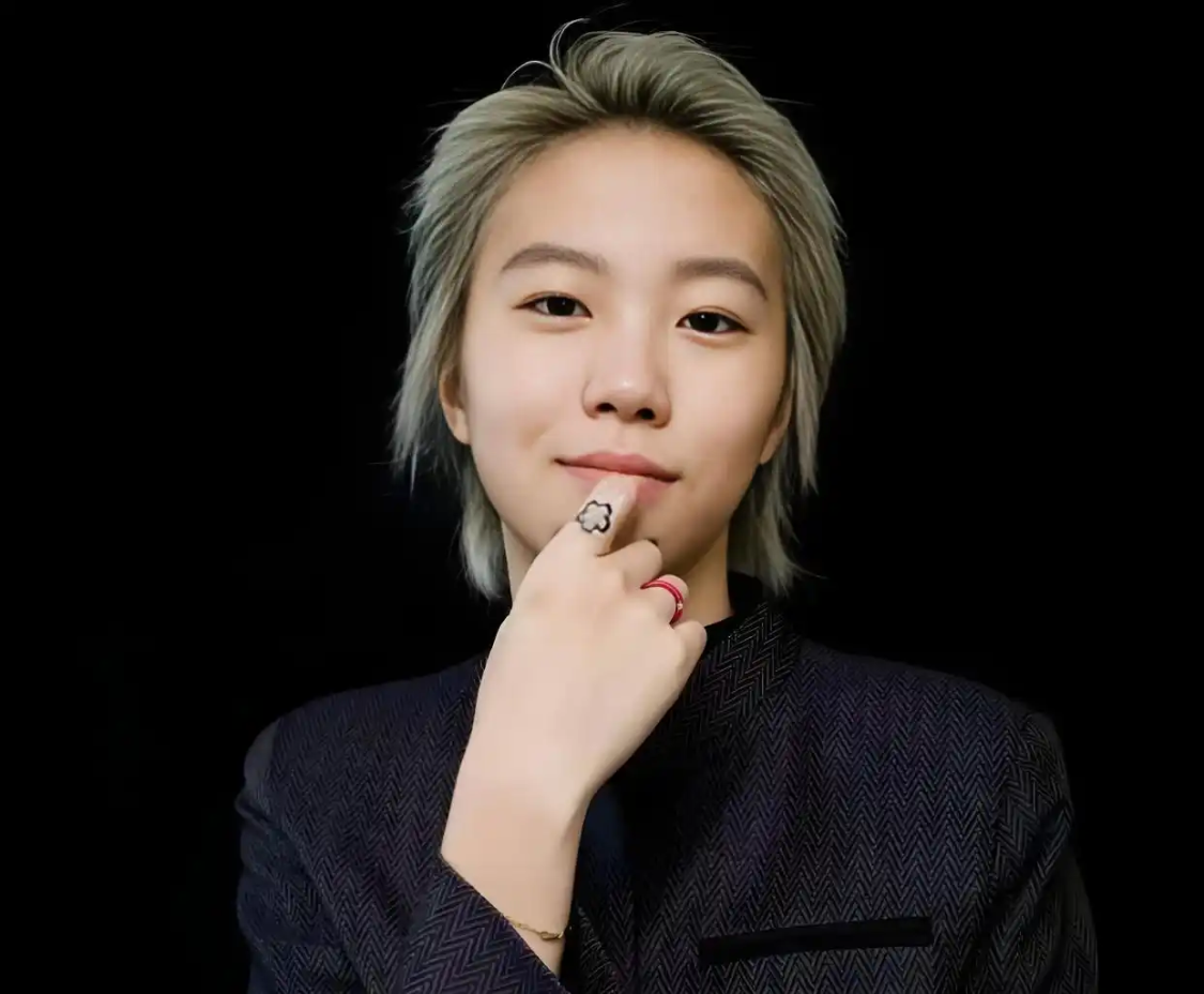 窦靖童：母亲王菲财富无忧，父亲窦唯潦倒成最大心病