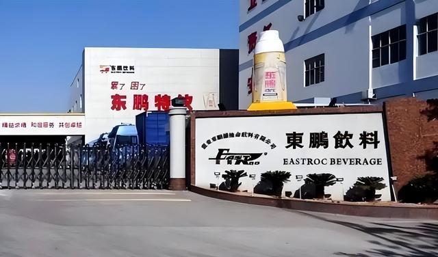 广东饮料巨头东鹏半年营收破百亿，林氏家族分红超8亿