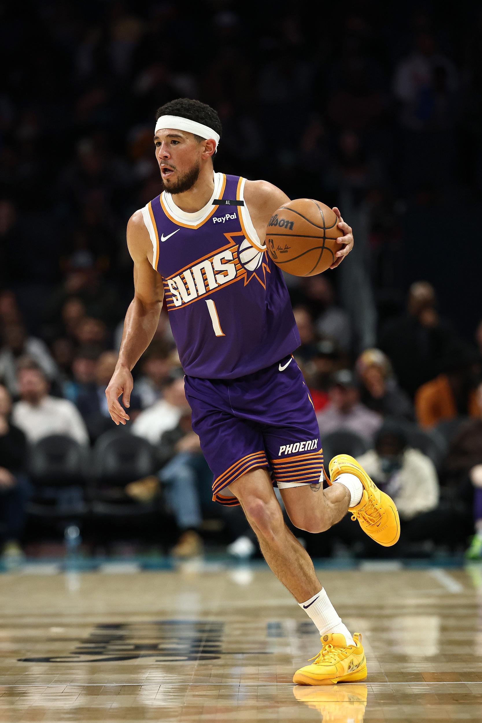 布克赛前表态：对阵湖人全力以赴，把握比赛机会