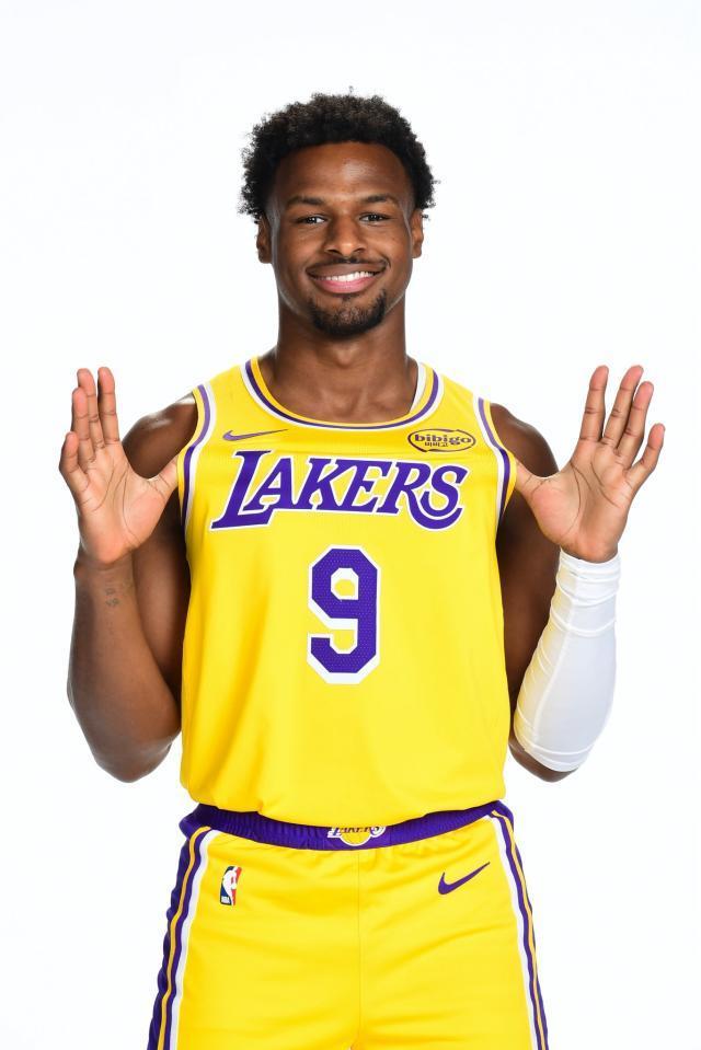 湖人季前赛布朗尼12中1仍获认可，五大轮换集体低迷