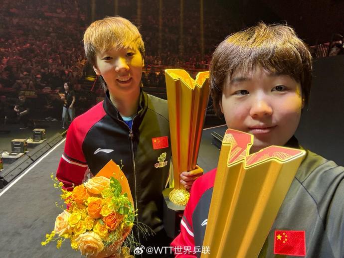 王曼昱/蒯曼3-1力克早田希娜/朱芊曦 勇夺中国大满贯女双桂冠