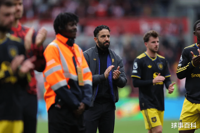 曼联新危机：后防三人组成“炸弹小队”，周薪总额惊人