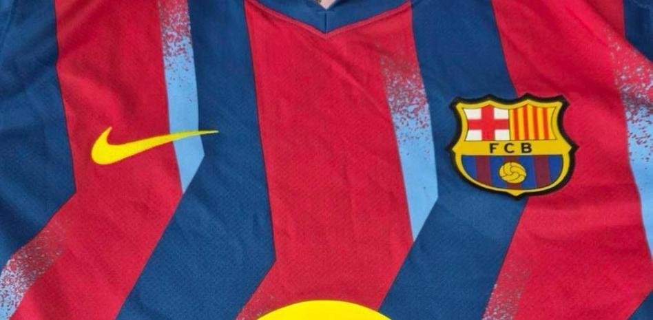 世体辟谣：巴萨国家德比不会穿特别版球衣，胸前将现歌手Logo