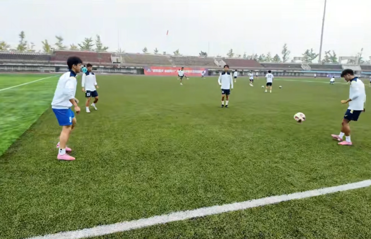 《印象武隆》球场演出、“万州烤鱼”模型亮相， “渝超” 渝东南、渝东北赛区明日开打