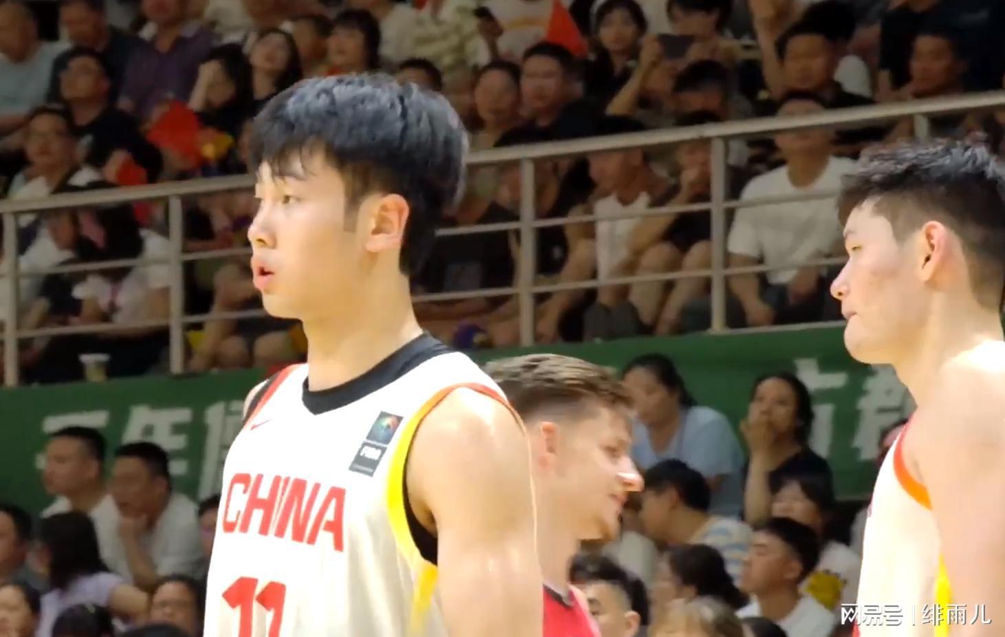 美高赛场大放异彩！男篮锋线新星张博源或锁定NBA首轮