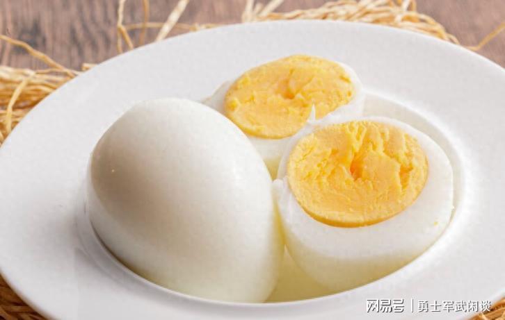 医生最新建议：中老年人每周吃够这个量鸡蛋，健康效果惊人