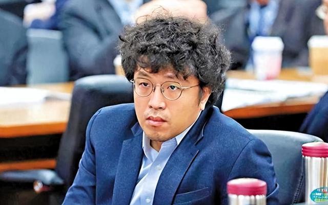 反华家族潜伏中国敛财上亿，国台办出手制裁大快人心