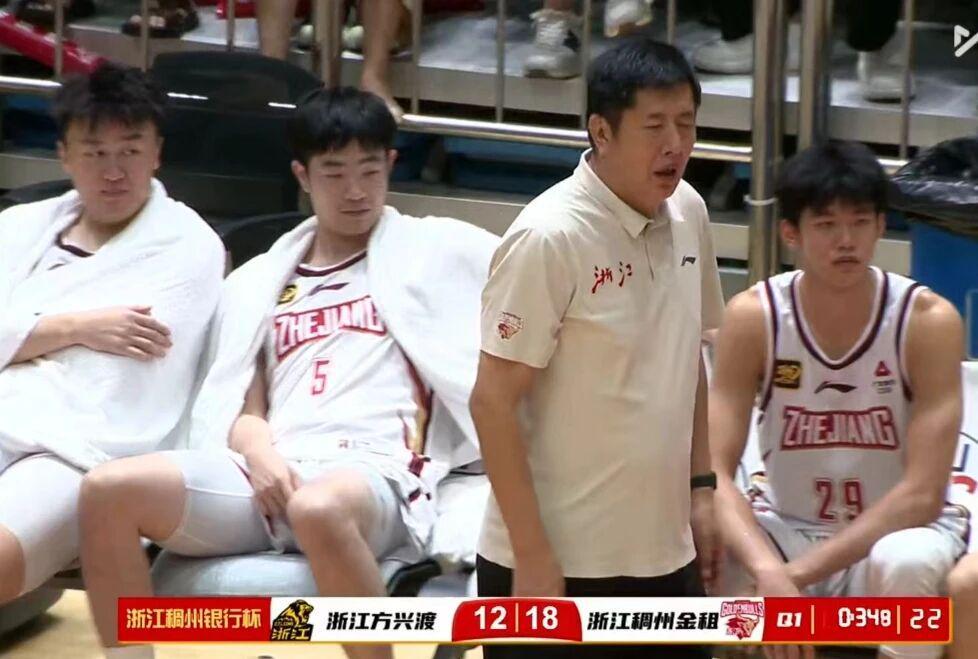 浙江男篮1分险胜广厦：李悦洲16分闪耀，赵岩昊21分绝杀未果