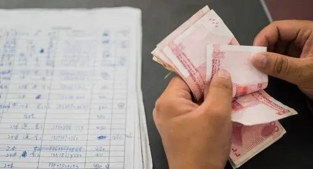 大学生重拾现金支付？背后原因与信号解析