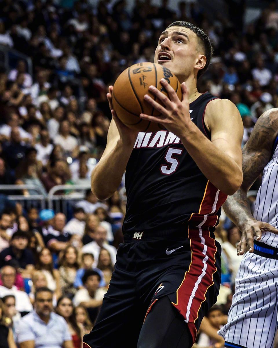 15分大逆转！NBA季前赛热火崩盘，魔术下半场狂轰76分