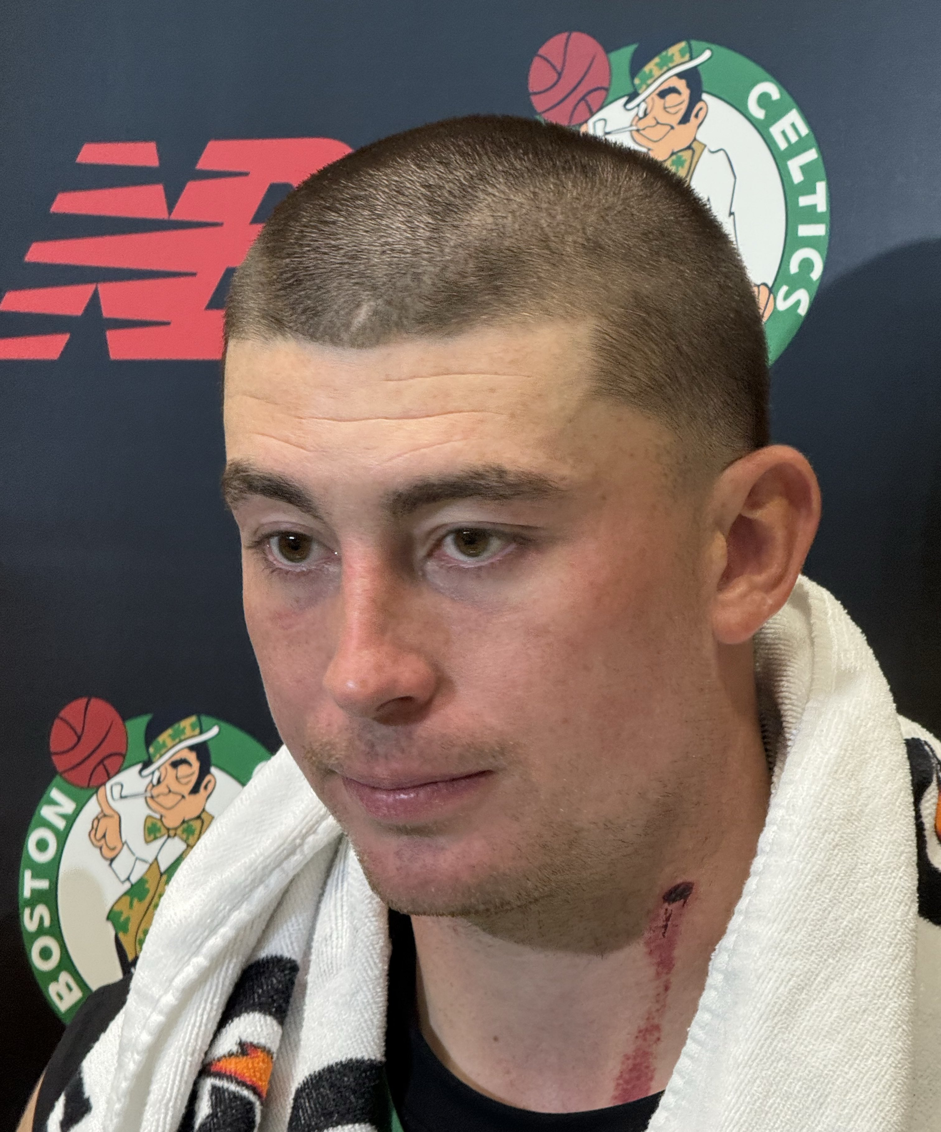 普里查德训练颈部受伤 凯尔特人备战对抗激烈