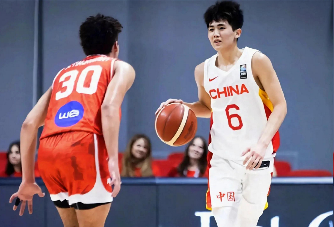 18岁新星李悦洲热身赛16+7+8，能否接班吴前成浙江核心？