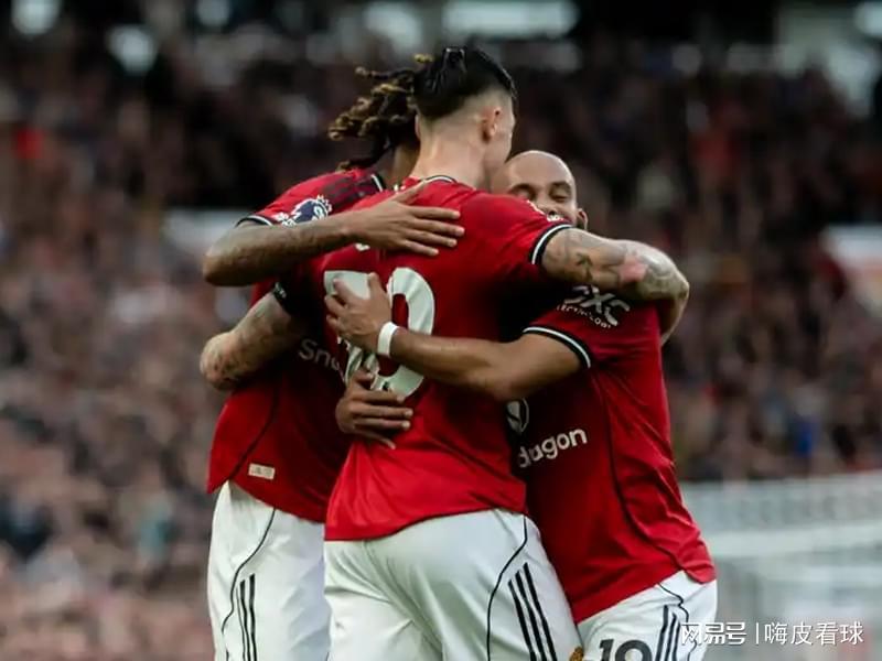 曼联距欧冠区仅差4分！阿莫林直指两大顽疾，七个月客场难胜