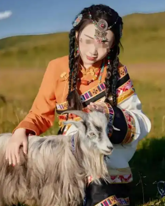 藏族少女天葬现场直击：一场颠覆生死认知的仪式