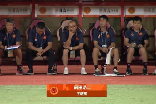 广西平果主帅炮轰重庆队：非体育道德行为冲超，丢人现眼！