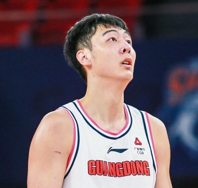 广东队22岁小将转战野球，张镇麟需调整定位引关注