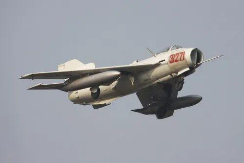60年前歼-6击落美军侦察机：经典战例与装备传奇