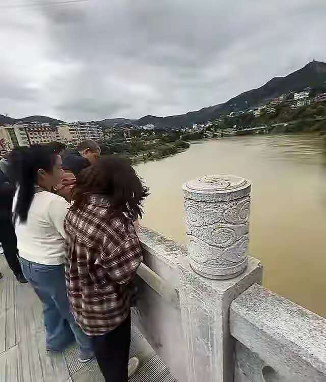 陕西29岁新郎跳河，女方长相和人品曝光，逼死他的“元凶”找到了