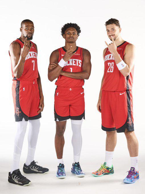 火箭明日战老鹰：杜兰特确认出战，芬尼-史密斯等两人缺席