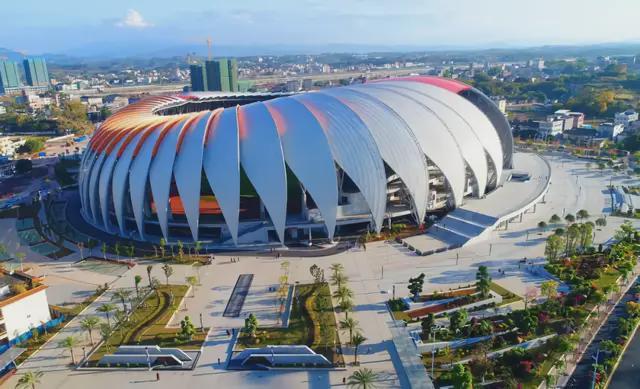 广东五华10亿打造“小鸟巢”：致敬亚洲球王李惠堂