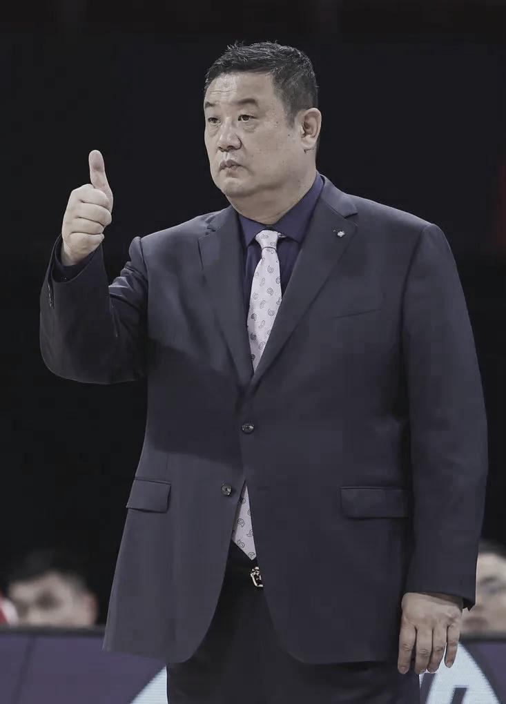 山东篮球痛失名帅徐长锁，五虎将时代落幕青训危机加剧