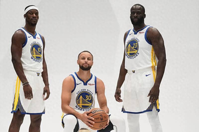 NBA新赛季勇士前瞻：王朝余晖下的争冠冲刺之路