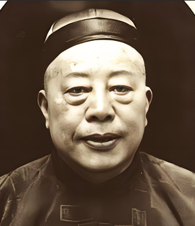 黄金荣葬礼仅9桌酒席17门徒，一代枭雄为何如此凄凉？