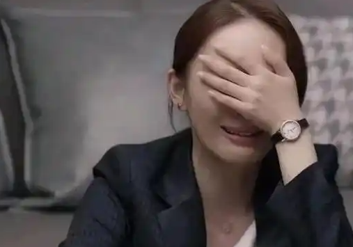 中秋家宴公婆不让我上桌吃饭,我拿个包子回了娘家,3天后公婆崩溃