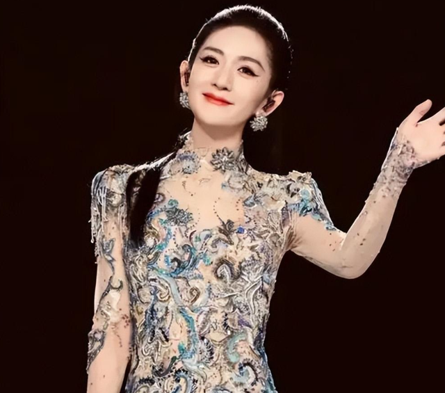谢娜与央视主持人同台