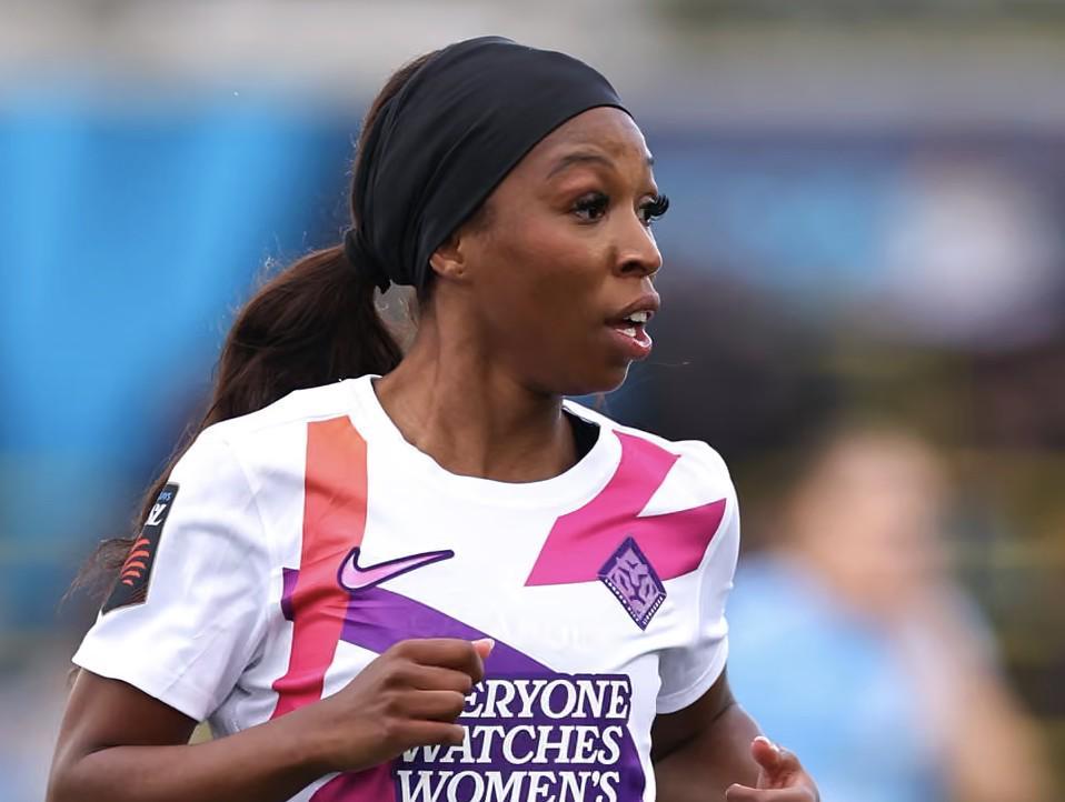 英女超新规：23岁+球员年薪最低4万英镑，职业化迈出关键一步