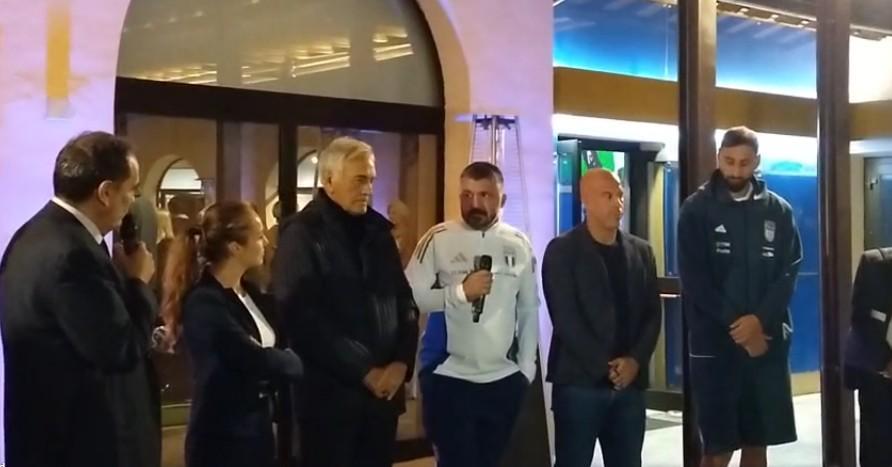 加图索与多纳鲁马参观足球博物馆，共话国家队责任与荣耀