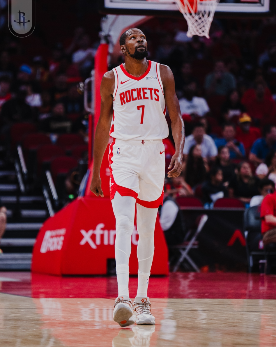 NBA季前赛：杜兰特火箭首秀20分，火箭七人上双力克爵士