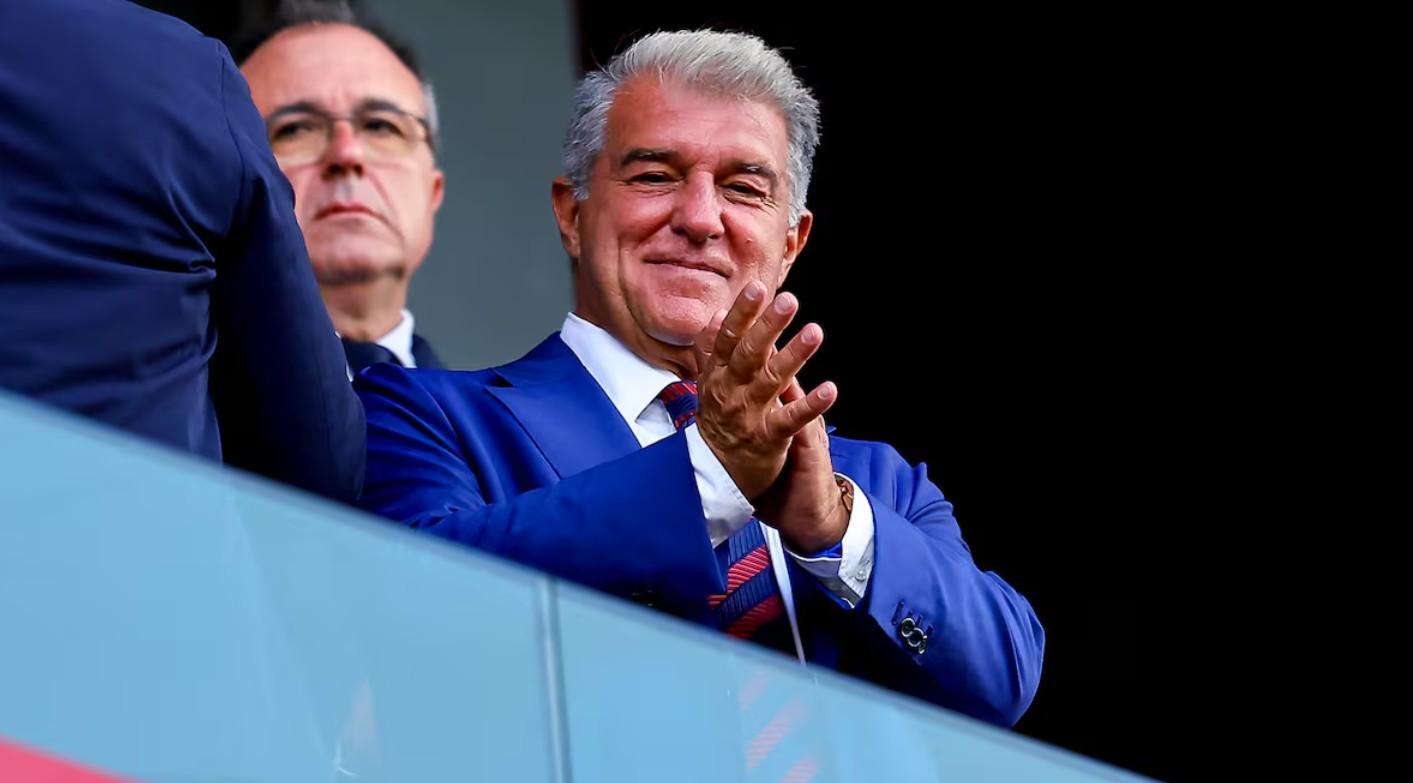 拉波尔塔力挺德科：球队需延续饥饿感，弗里克获信任