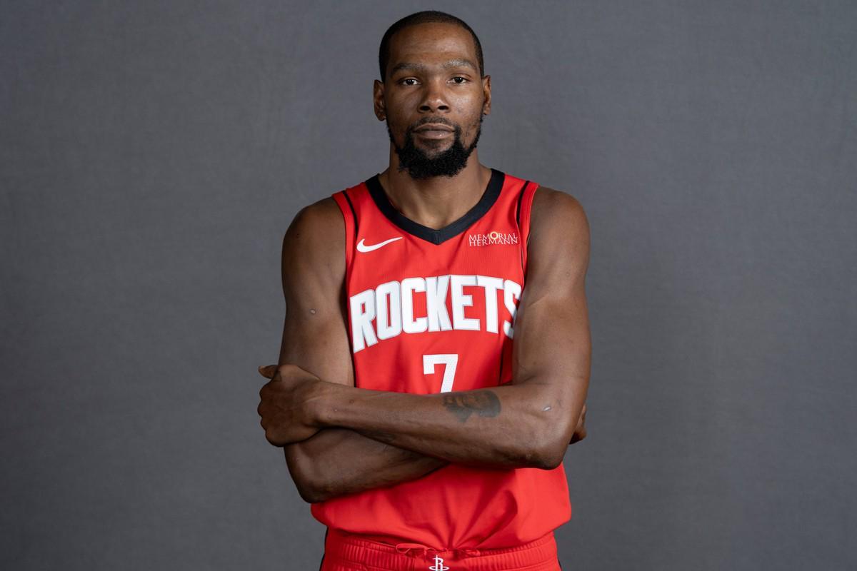 火箭队神操作！双向合同签下23岁MVP，新赛季腾飞在即