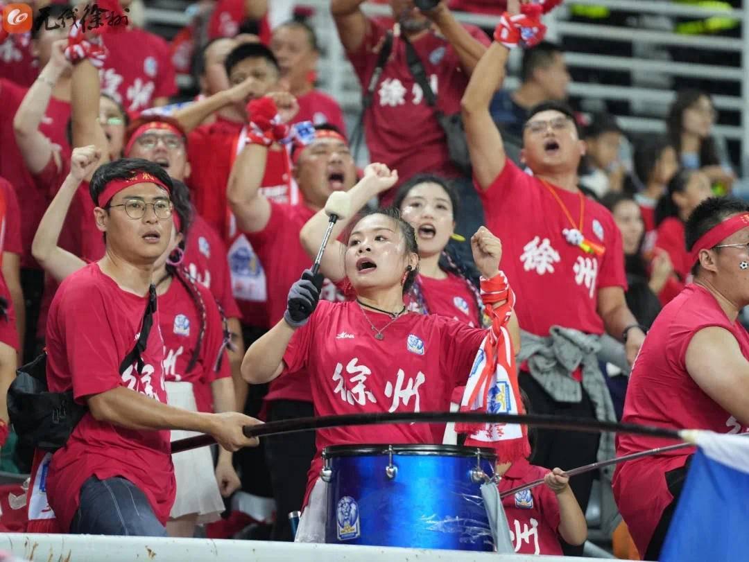苏超四强出炉：草根足球盛宴点燃江苏假日经济