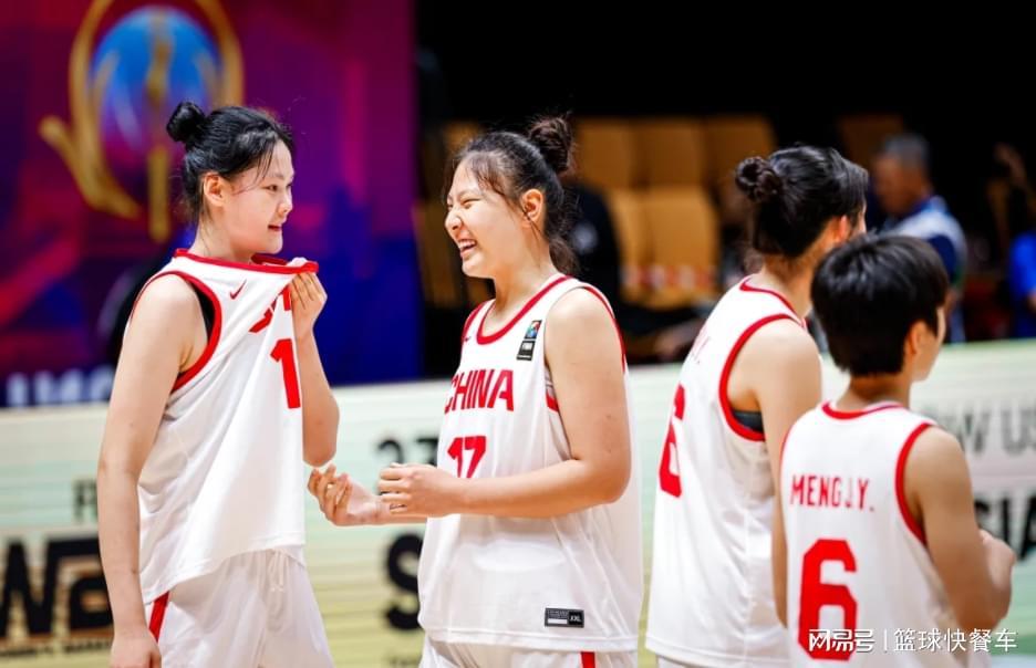 中国女篮新星崛起！李月汝妹妹李玉乾将赴美高中联赛征战