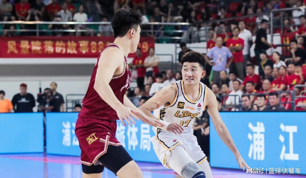 77-67再负浙江！广厦双杀后陷困局：胡金秋缺阵成胜负关键？