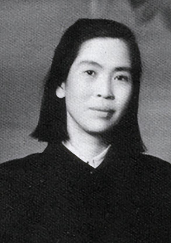 1979年贺子珍中南海之行：探访毛主席故居时的深情落泪