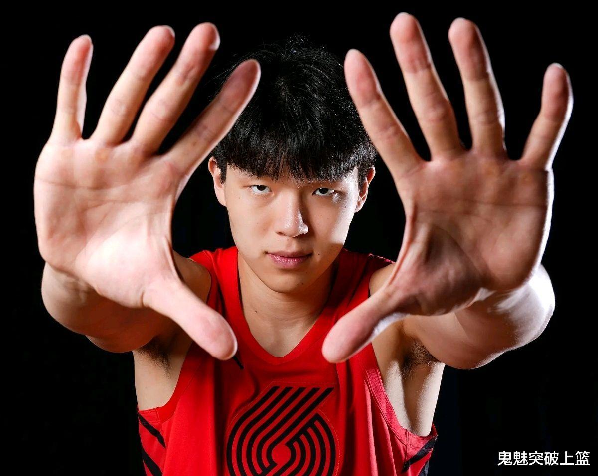 杨瀚森NBA首秀4分4板1助！开拓者21分优势遭勇士逆转，霍福德0分