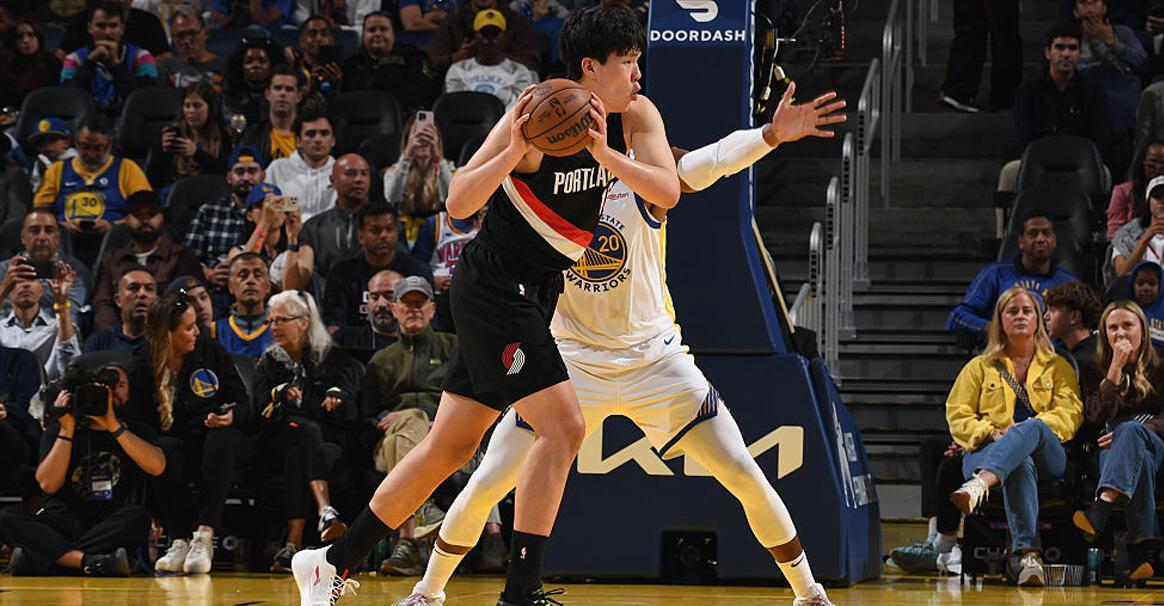 21分钟6犯离场！杨瀚森NBA首秀遇挑战，赛后暴露两大短板