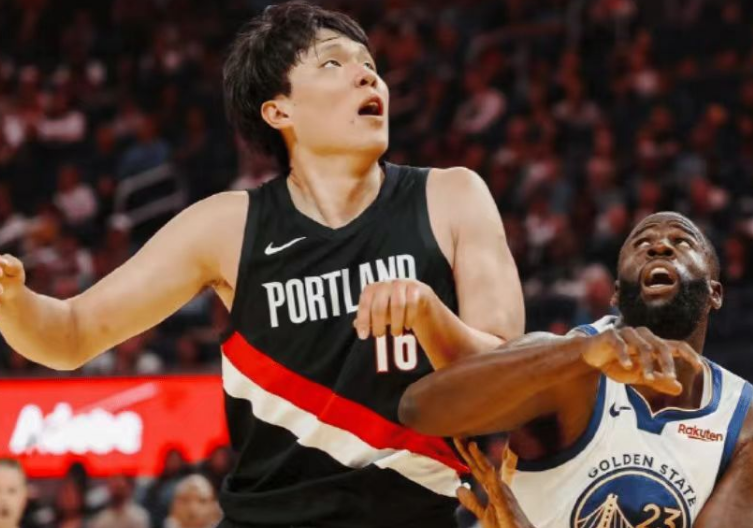 NBA季前赛今日战报：勇士逆转开拓者，火箭大胜爵士