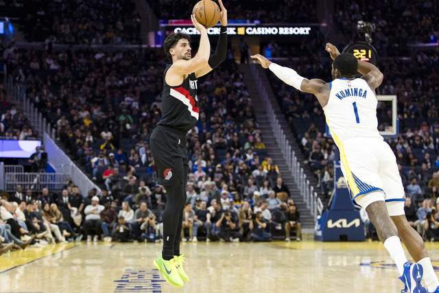 疯狂逆袭！勇士末节净胜25分：21分逆转取胜，杨瀚森首秀4分6犯