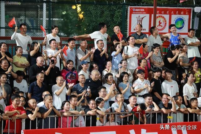 榕江 “村超” VS 巴西！2-3 惜败超精彩，热爱永不落幕