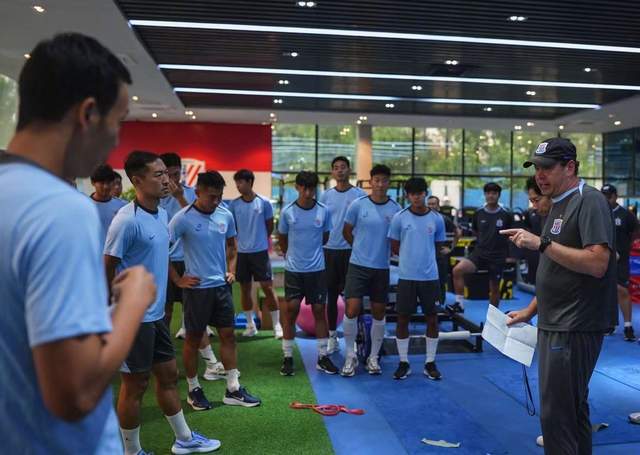 申花伤员回归训练，阿苏埃赛前归队，亚冠六外援阵容蓄势待发